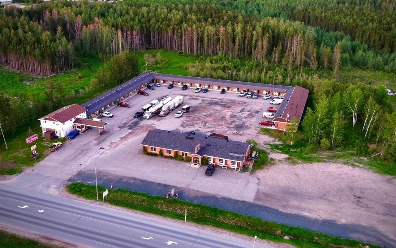 Travel Inn Cochrane Exterior photo